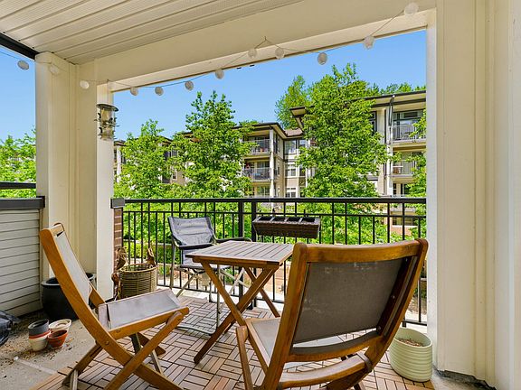 2nd image of 4868 Brentwood Dr #311