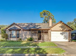 16607 Sentinel Dr, Houston, TX 77053
