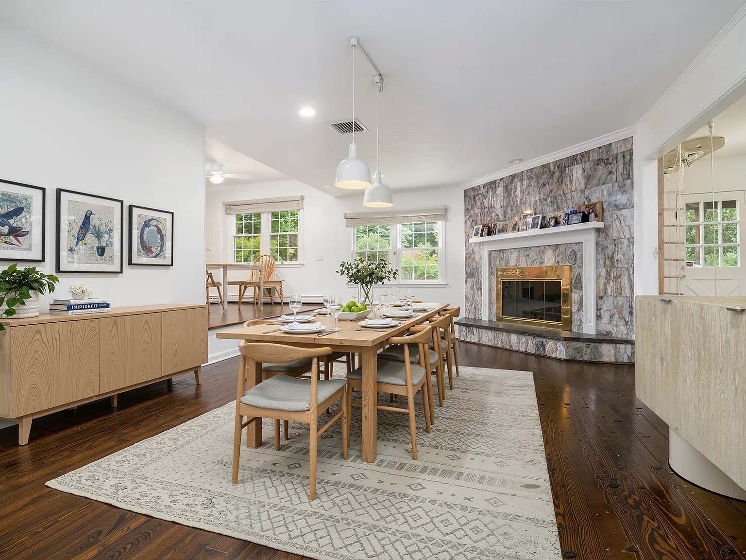 6 bed, 3873 sqft, $7,300 — Photo 4