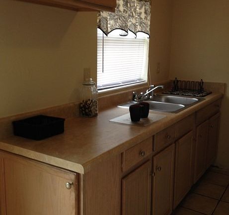 3rd image of 3018 McKinley Ln