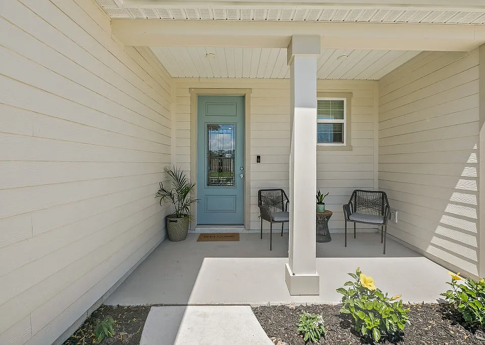 71 Santos Ln