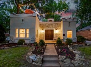 4953 Troostwood Rd, Kansas City, MO 64110