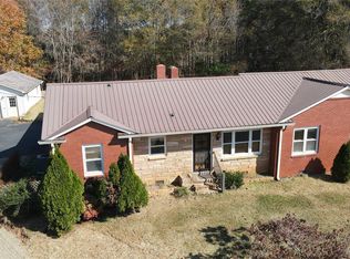 2444 E Maiden Rd, Maiden, NC 28650