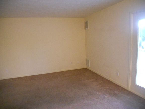 4th image of 2473 Millwood Loop