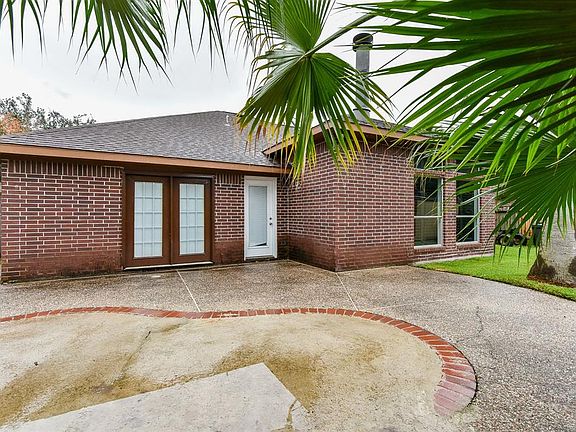 2nd image of 4921 Archway Dr