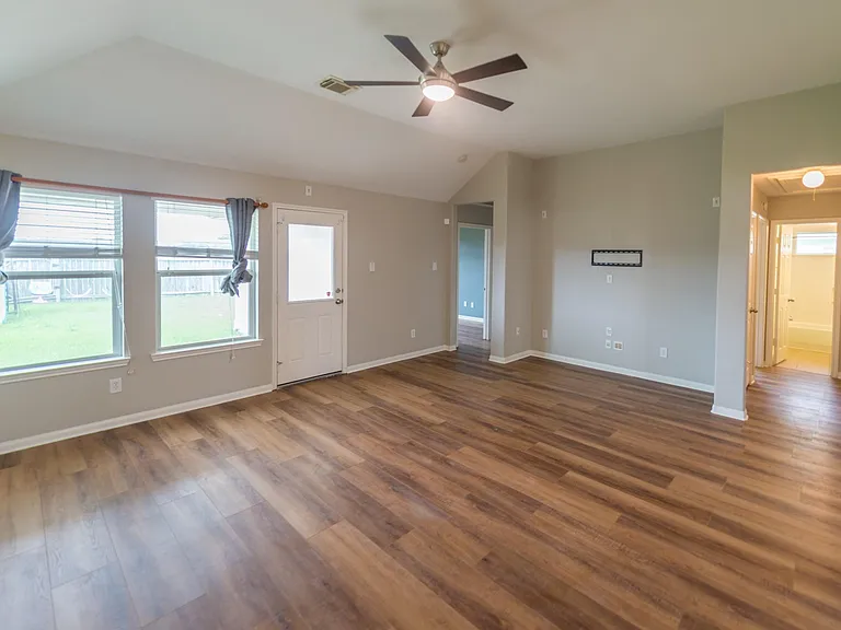 2834 Sage Bluff Ave — Photo 12