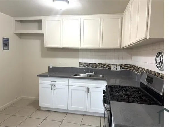 2348 W Valencia Dr #1, Fullerton, CA 92833