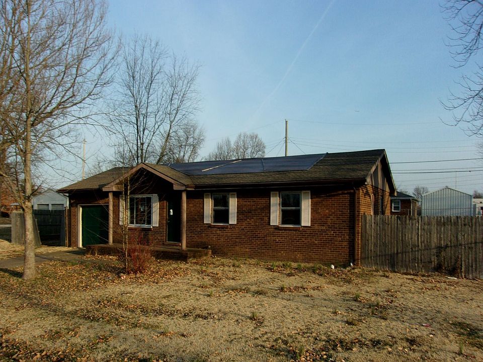 2nd image of 1004 Parkview Dr