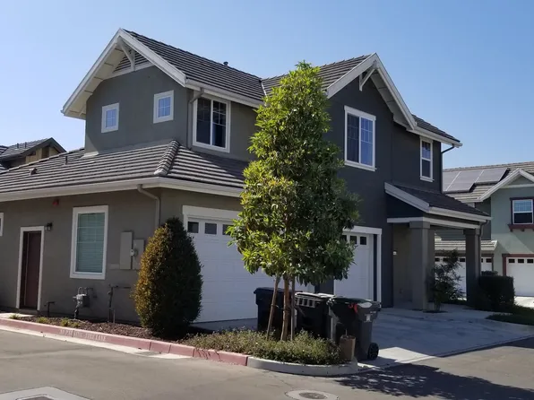 1611 Chianti Ln, Santa Maria, CA 93458