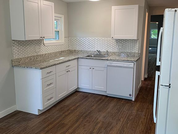 4th image of 5309 E Side Ave #3