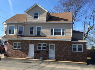 149 Narragansett Ave APT E, Barrington, RI 02806