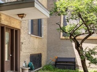 5740 N Ridge Ave #2S, Chicago, IL 60660