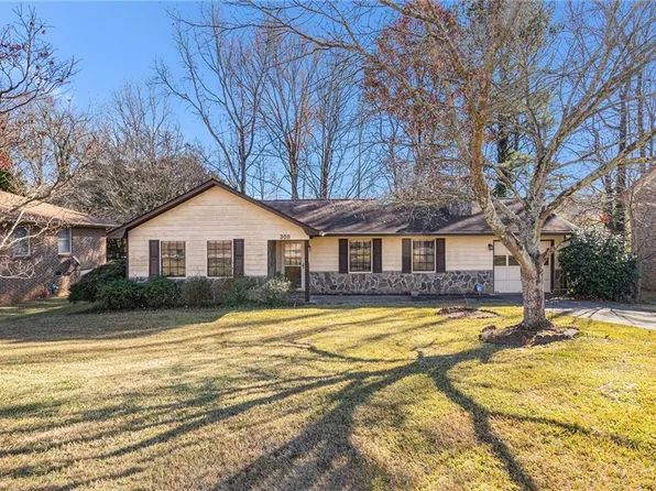 3011 Menlo Park Dr, Rex, GA 30273