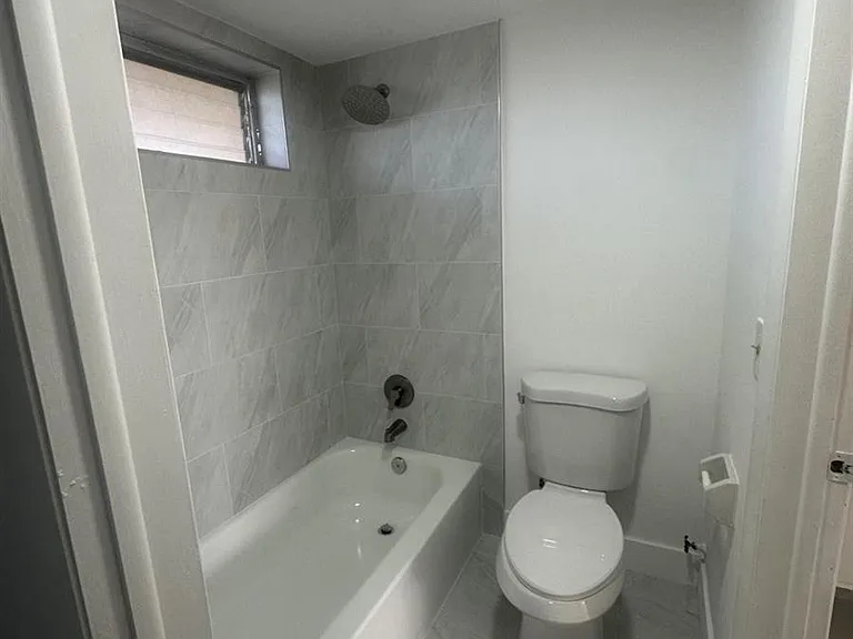 5860 NW 64th Ave #307 — Photo 11