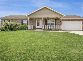 4817 Cedar Spring Dr, Highland, IL 62249