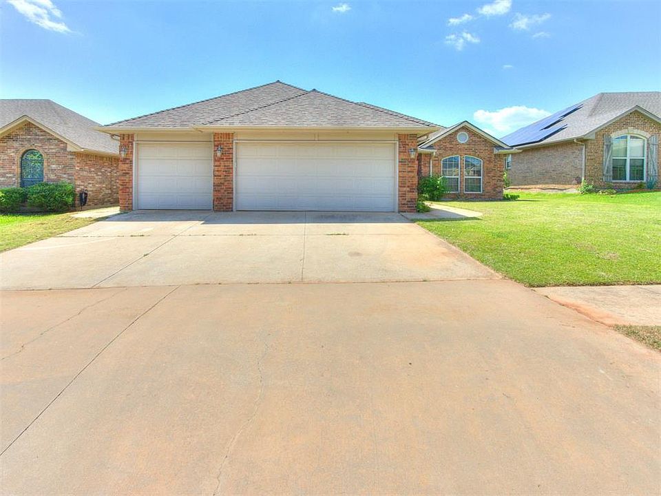 1st image of 9217 Crooked Creek Ln