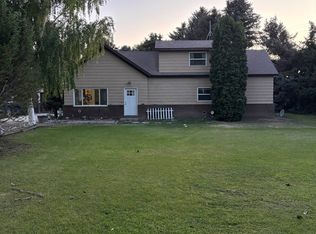 810 Road 6, Powell, WY 82435