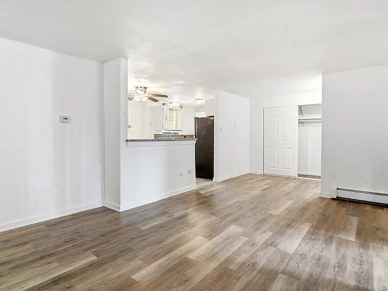1390 Everett Ct #107 — Photo 8