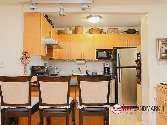 5th image of 78-26 46th Ave Unit 1E