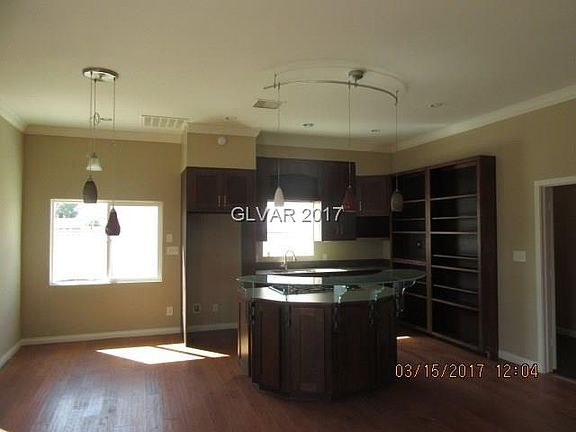 2nd image of 2080 Saratoga St