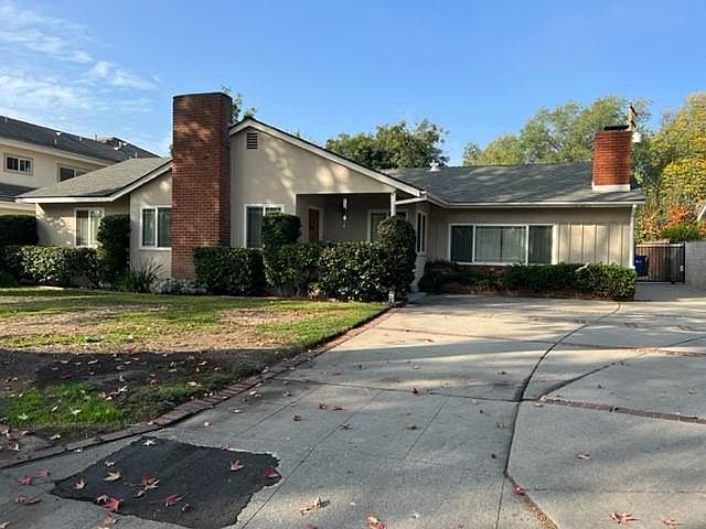 1st image of 2401 El Capitan Ave