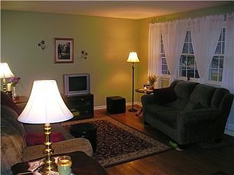 1st image of 19 Tammie Dr