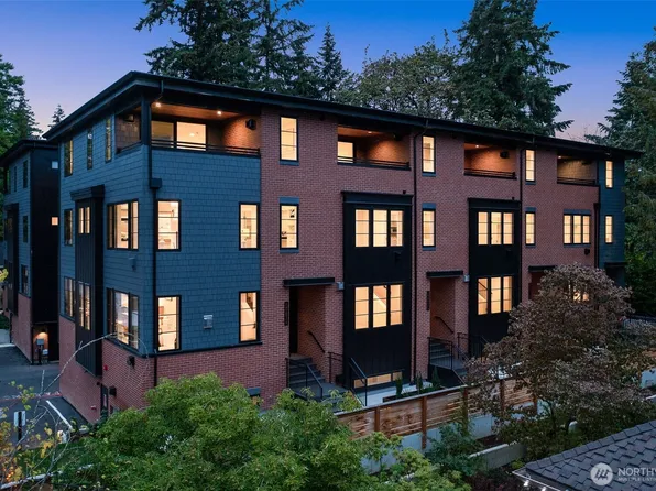 11223 NE 13th Lane, Bellevue, WA 98004