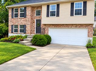 5630 Regal Ridge Dr, Burlington, KY 41005