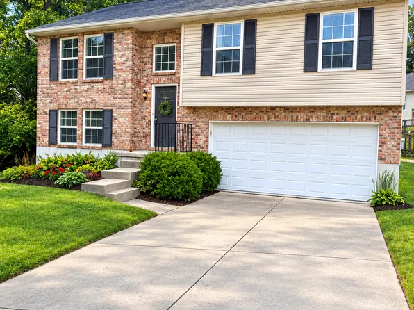 5630 Regal Ridge Dr, Burlington, KY 41005