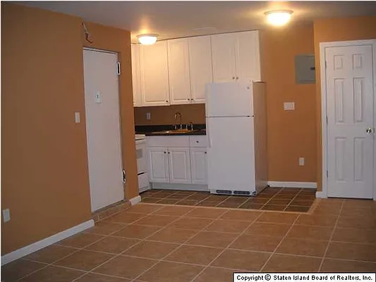 Sold by Neuhaus Realty, Inc. | media 15