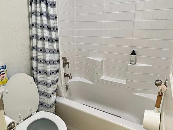 4th image of 2117 Cortner St