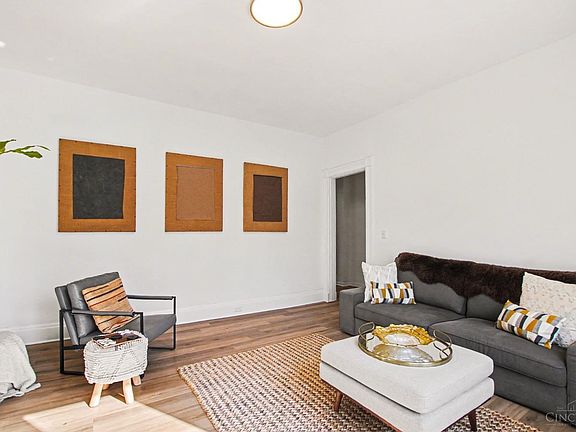 2nd image of 1532 Wm H Taft Rd