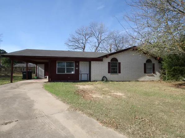 4 Atlanta Ct, Longview, TX 75604