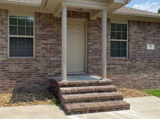 38 W Center St APT B, Dover, AR 72837