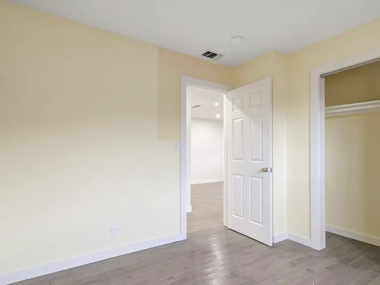 117 Harvard Ave — Photo 3