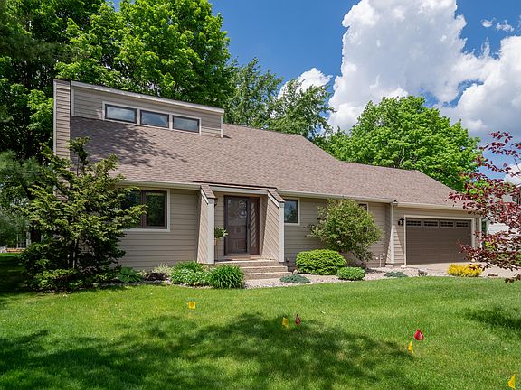 2nd image of 7510 Turnberry Ct