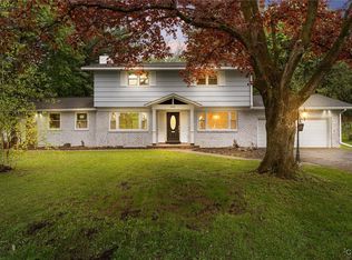 4952 Elgin Cir, Syracuse, NY 13215