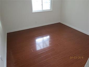 2nd image of 420 E Oakmont Dr