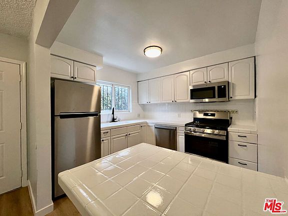 2nd image of 2012 S Bedford St APT 2
