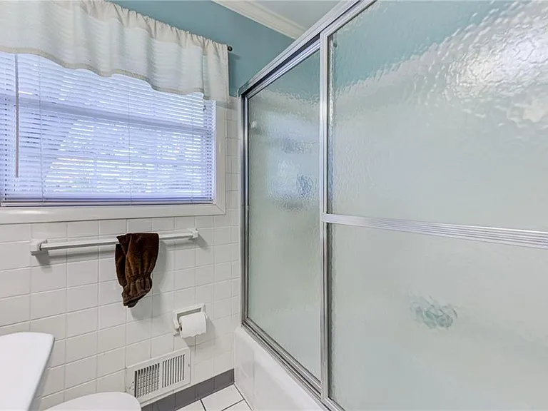 2423 Woodacres Rd NE — Photo 19