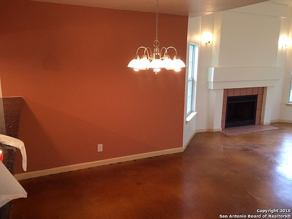 5th image of 9423 Valley Way Dr
