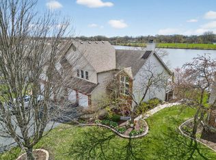 3434 Lake Shore Dr, Joliet, IL 60431