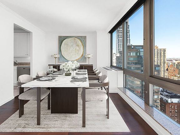 4th image of 111 W 67th St APT 31E