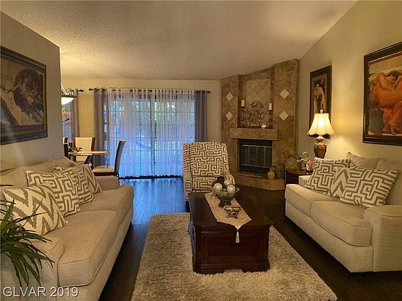 3rd image of 3282 Shadow Bluff Ave