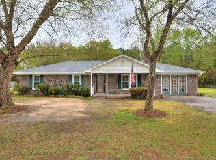 525 Rainbow Dr, Sumter, SC 29154