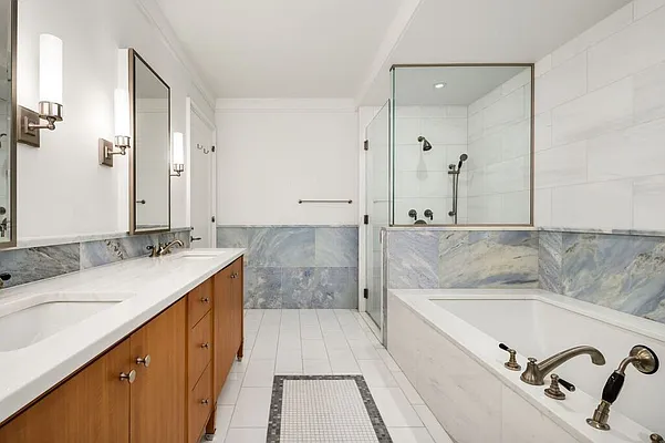 Rented by Douglas Elliman | media 22