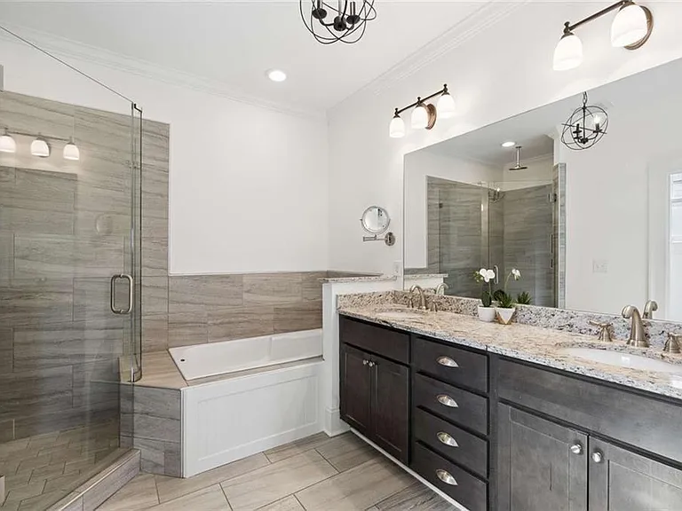 124 Parkside West Ct — Photo 18