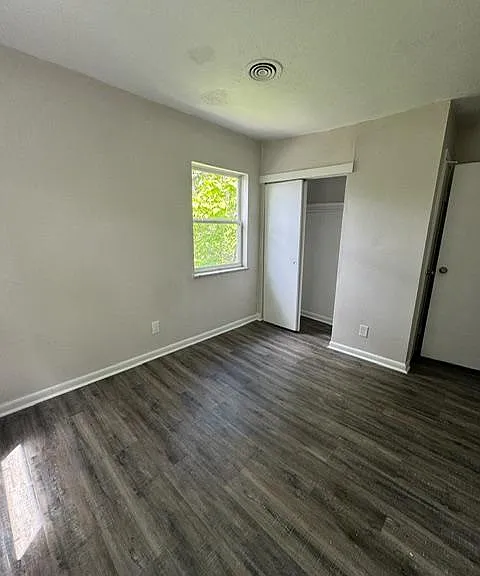 2032 Catalpa Dr #E — Photo 11