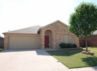 4801 Topaz Ln, Granbury, TX 76049