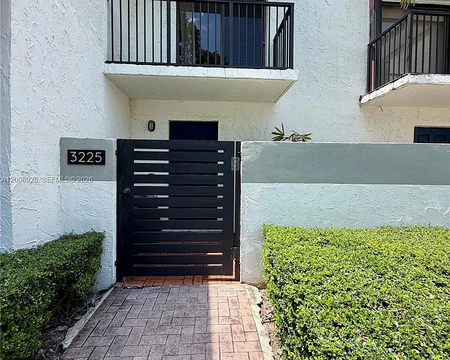 3225 Bird Ave #IV3